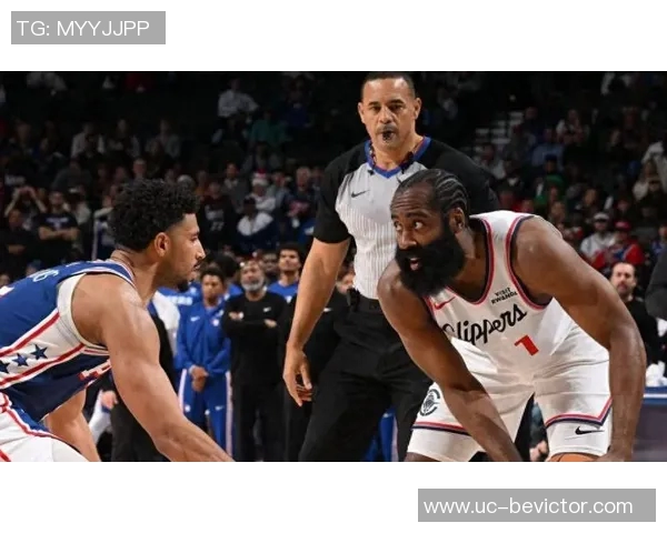 快船与猛龙对决裁判报告揭示漏判细节及巴恩斯边线球违例情况 快船与猛龙对决裁判报告揭示漏判细节及巴恩斯边线球违例情况