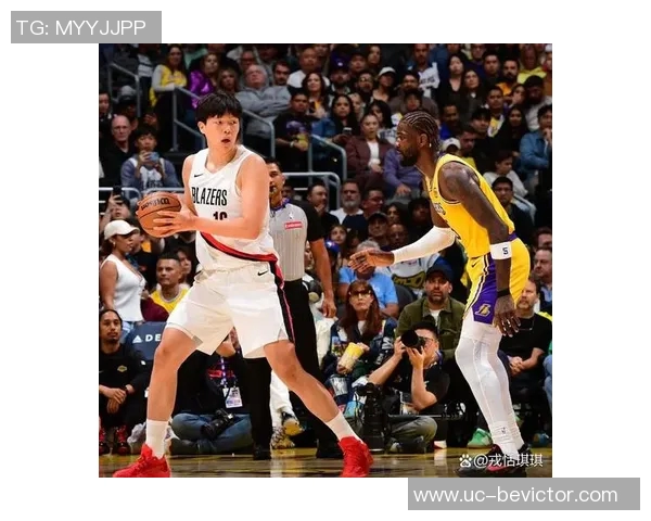 媒体人分析杨瀚森在新秀中表现平平中锋位置逐渐被潮流冷落